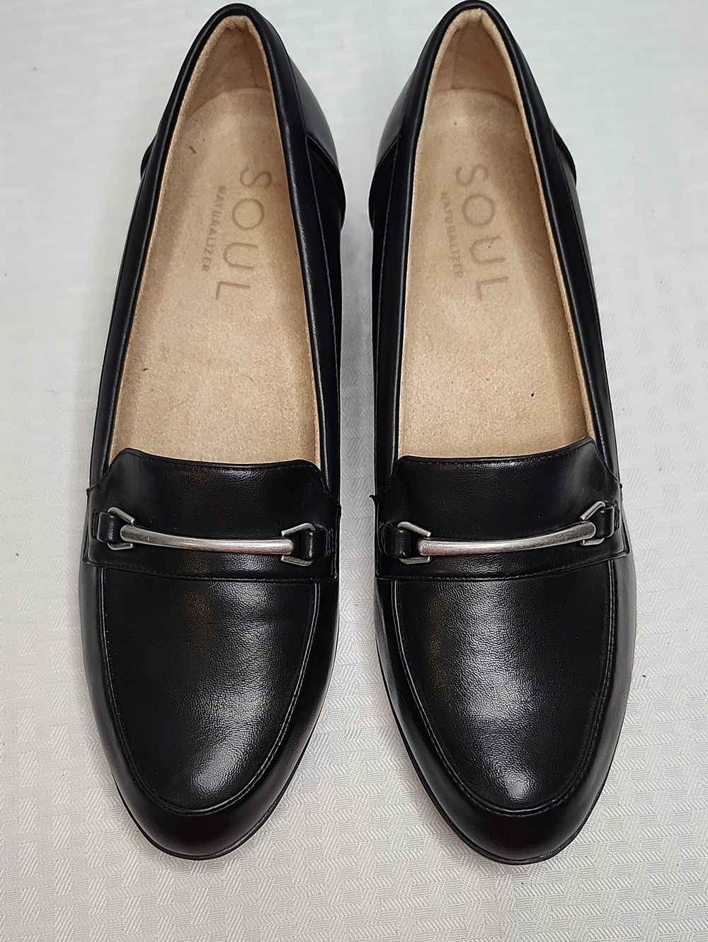 Soul Naturalizer 9.5 Black Loafers Silver Accent NEW